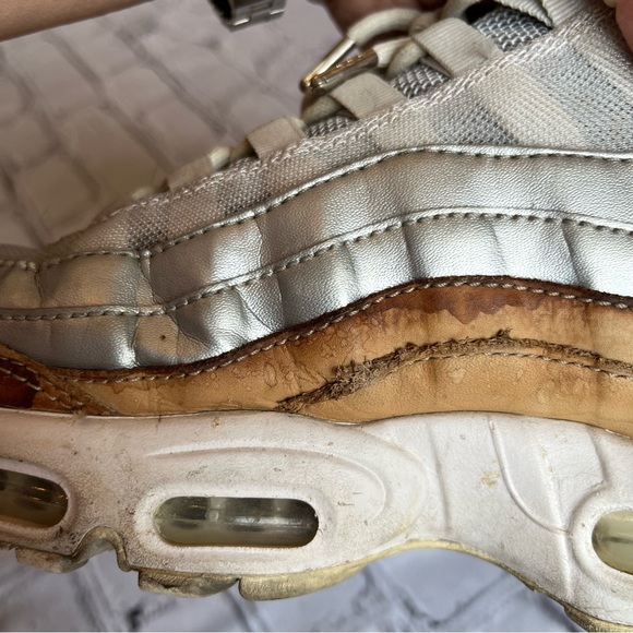 Nike Air Max 2017 Womens 10 Running Shoes Sneakers AH8697-002 - Picture 10 of 16